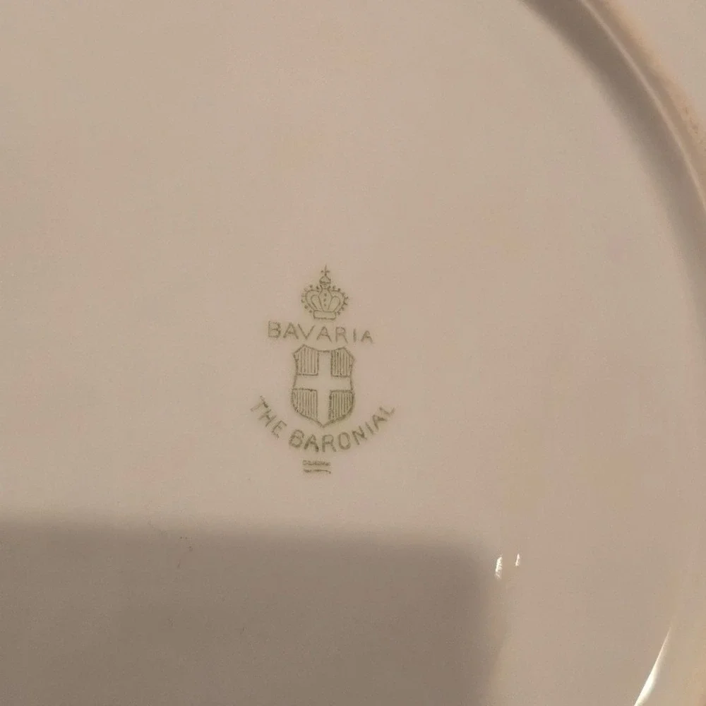 Vtg‎ Bavaria The Baronial Hand Painted Purple Rose Porcelain Plate Gold Rim 10